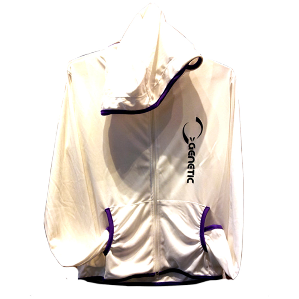 Jaqueta feminina Genetic com zíper e capuz.